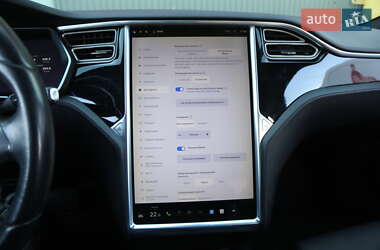 Ліфтбек Tesla Model S 2018 в 