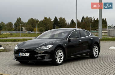 Tesla Model S 2018