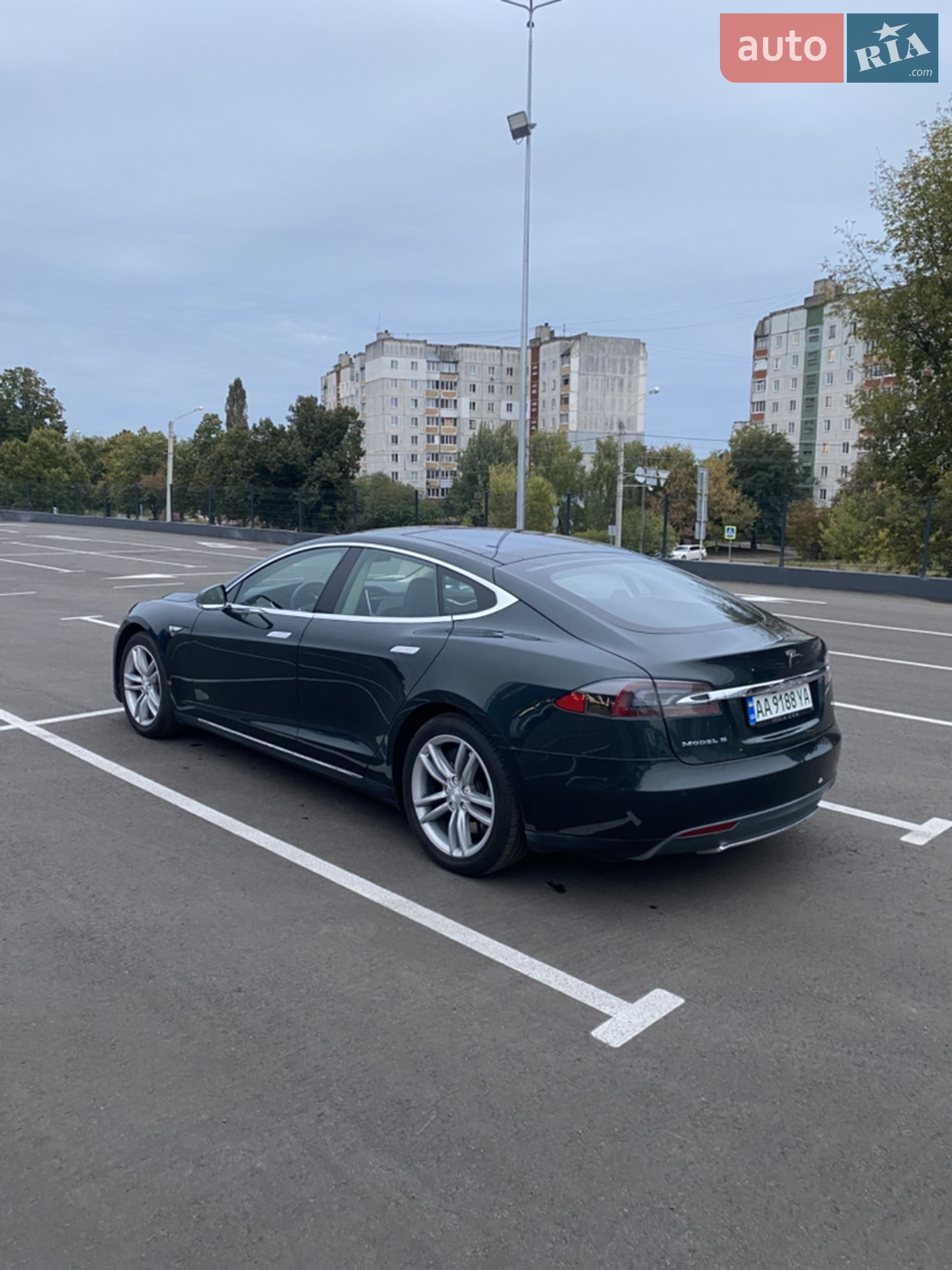 2014 Tesla Model S - мініатюра 2