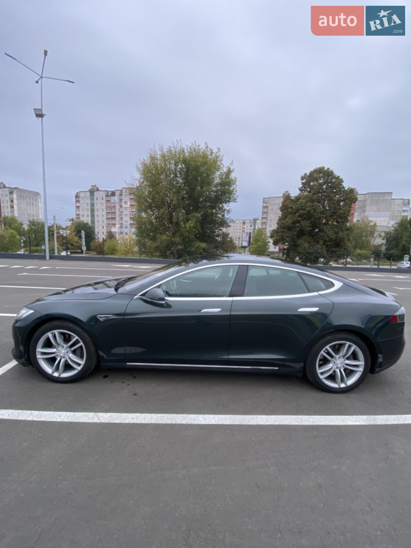 2014 Tesla Model S - мініатюра 3