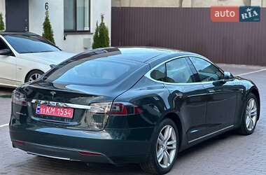 Ліфтбек Tesla Model S 2015 в 