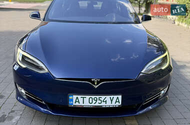 Лифтбек Tesla Model S 2018 в Ивано-Франковске