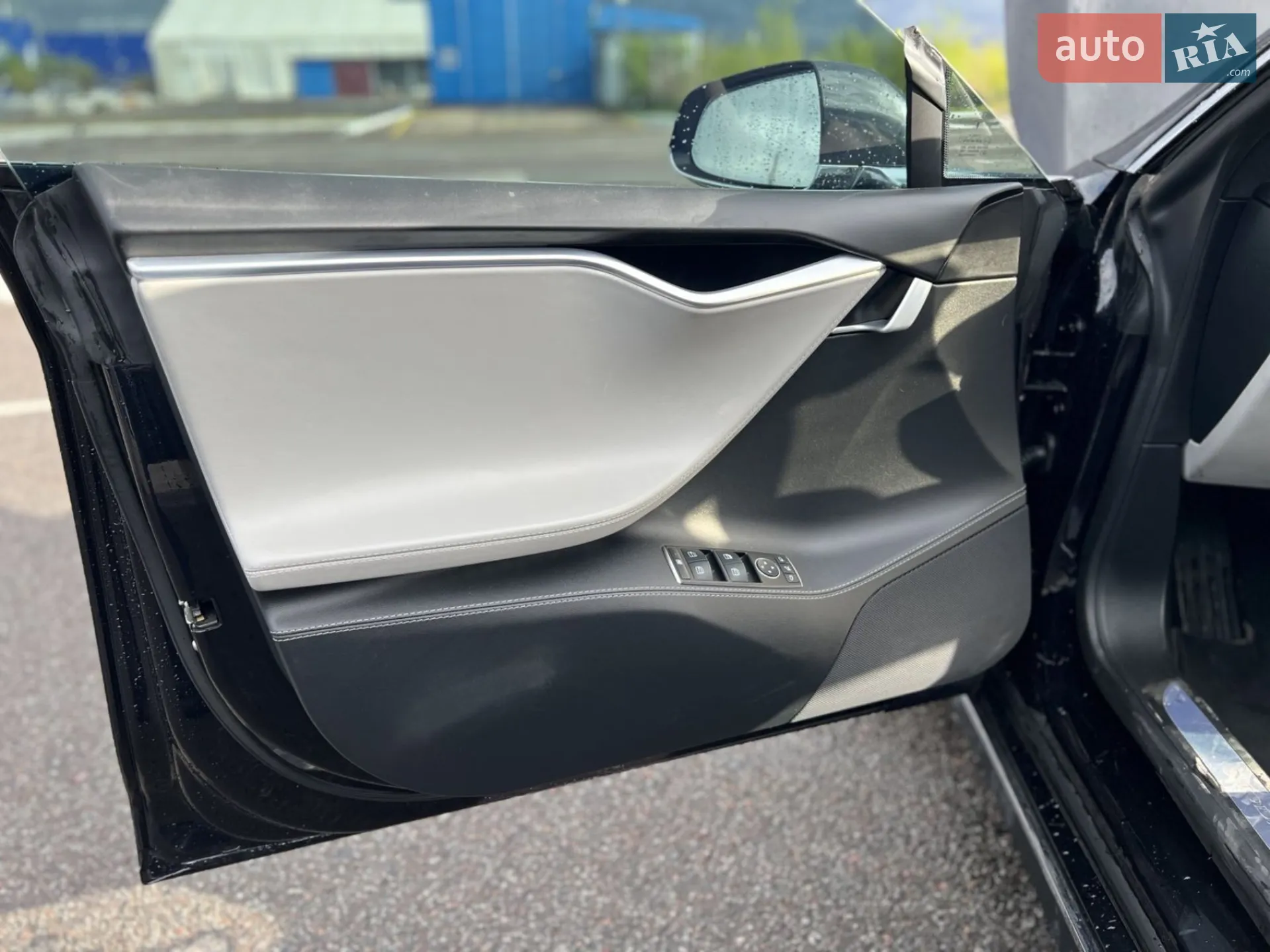 2015 Tesla Model S - мініатюра 21