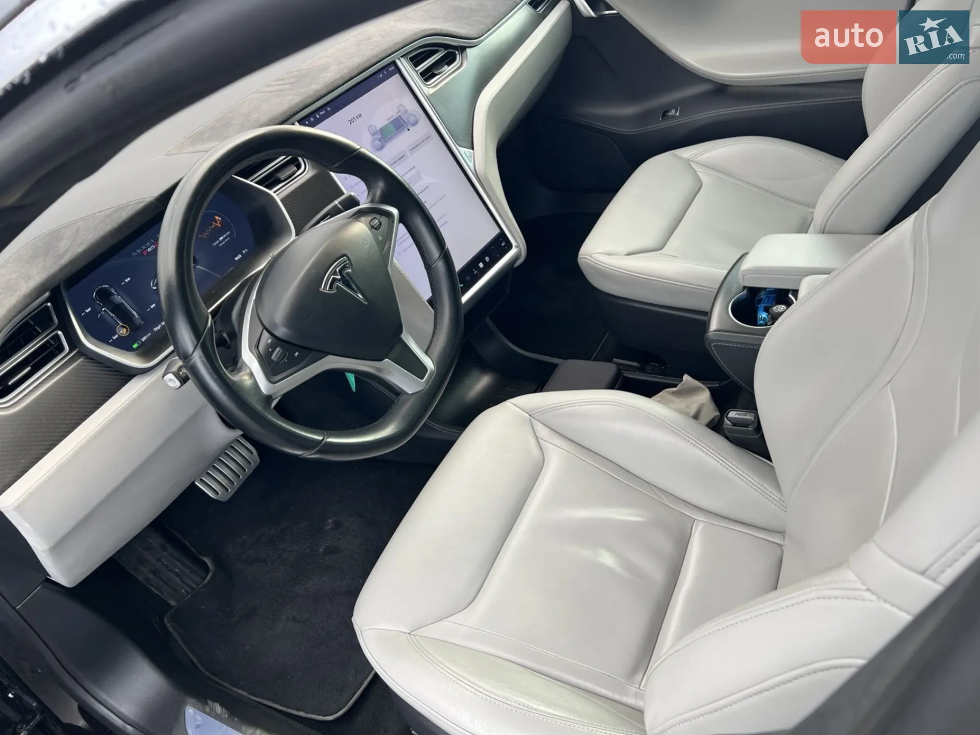 2015 Tesla Model S - мініатюра 26