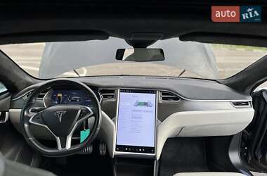 Ліфтбек Tesla Model S 2015 в Здолбуніві