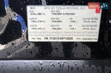 Ліфтбек Tesla Model S 2015 в Здолбуніві