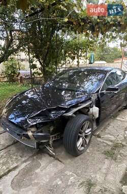 Лифтбек Tesla Model S 2016 в Мукачево