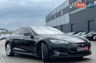 Ліфтбек Tesla Model S 2015 в 
