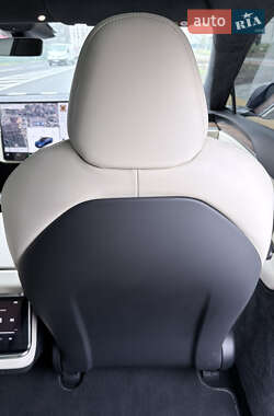 Ліфтбек Tesla Model S 2022 в 
