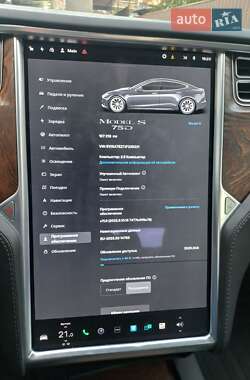Ліфтбек Tesla Model S 2018 в 