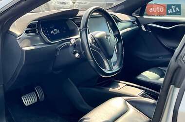 Ліфтбек Tesla Model S 2014 в Львові