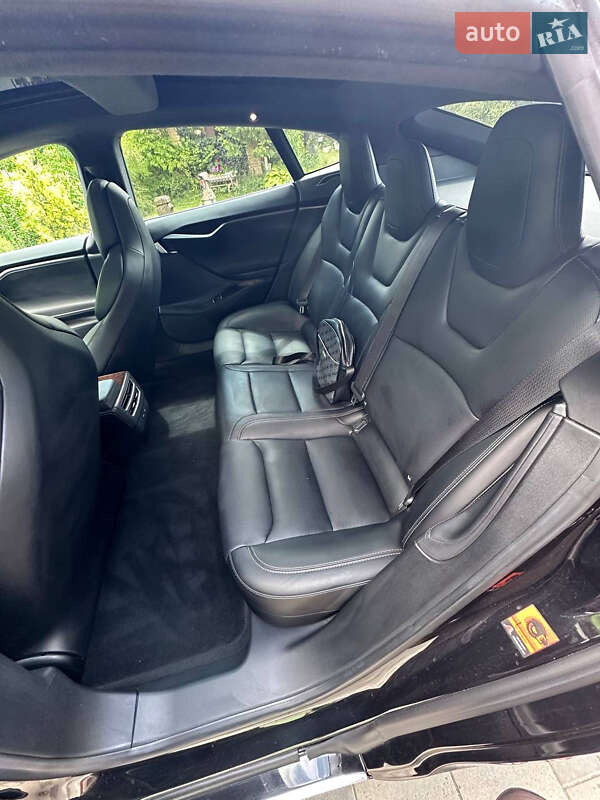Лифтбек Tesla Model S 2018 в Виннице фото 8 Лифтбек Tesla Model S 2018 в Виннице