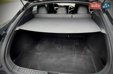 Лифтбек Tesla Model S 2016 в 