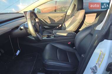 Лифтбек Tesla Model S 2018 в 