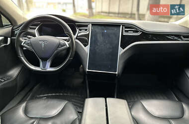 Ліфтбек Tesla Model S 2014 в 