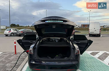 Ліфтбек Tesla Model S 2013 в 