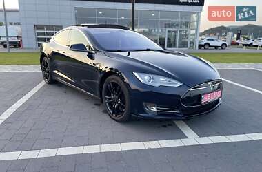 Tesla Model S 2013