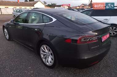 Лифтбек Tesla Model S 2017 в 