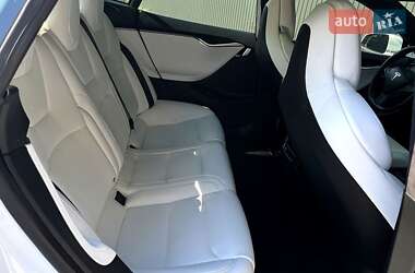 Лифтбек Tesla Model S 2018 в 