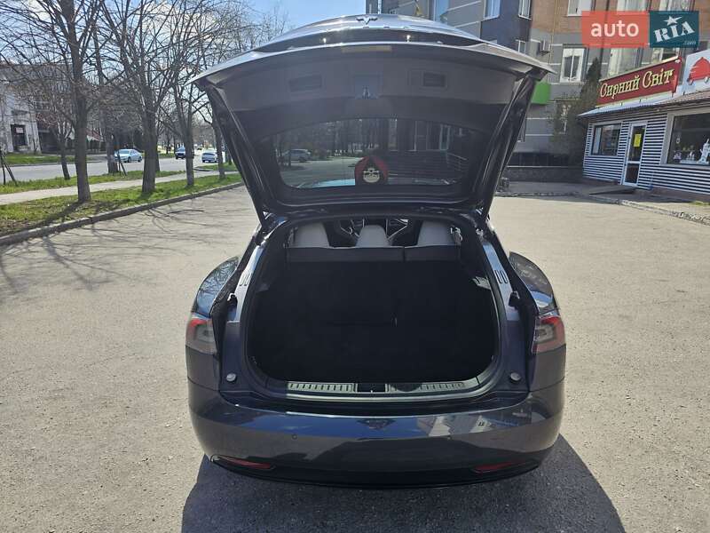 Лифтбек Tesla Model S 2016 в Белой Церкви фото 14 Лифтбек Tesla Model S 2016 в Белой Церкви
