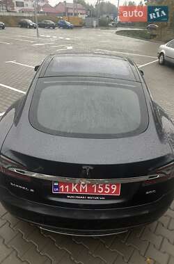 Ліфтбек Tesla Model S 2016 в 