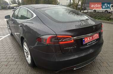 Ліфтбек Tesla Model S 2016 в 