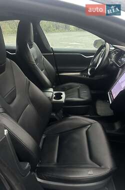 Ліфтбек Tesla Model S 2016 в 