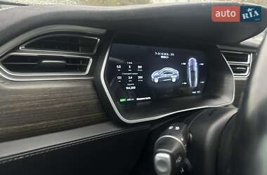 Ліфтбек Tesla Model S 2016 в 