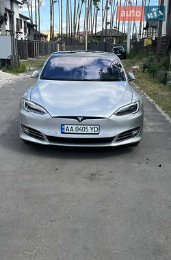 Лифтбек Tesla Model S 2018 в 