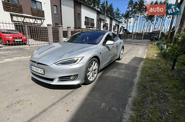 Tesla Model S 2018