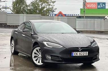 Tesla Model S 2018