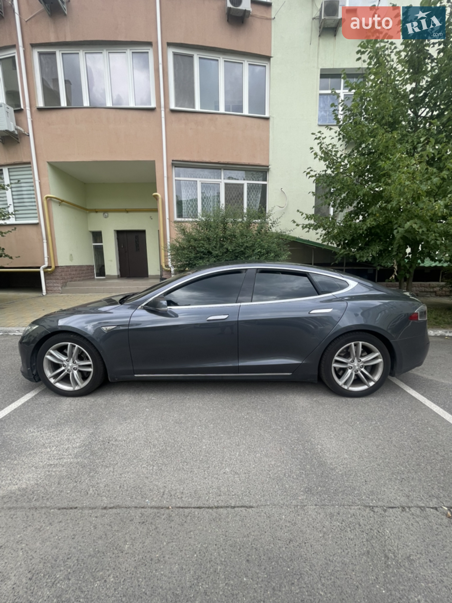 2016 Tesla Model S - мініатюра 2