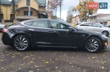 Лифтбек Tesla Model S 2016 в 