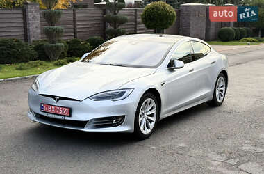 Лифтбек Tesla Model S 2016 в Днепре