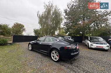 Ліфтбек Tesla Model S 2014 в 