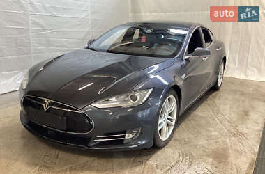 Ліфтбек Tesla Model S 2016 в 