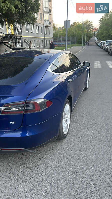 Лифтбек Tesla Model S 2015 в Луцке фото 3 Лифтбек Tesla Model S 2015 в Луцке