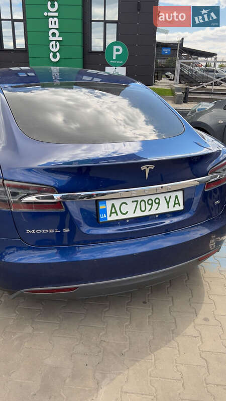 Лифтбек Tesla Model S 2015 в Луцке фото 4 Лифтбек Tesla Model S 2015 в Луцке
