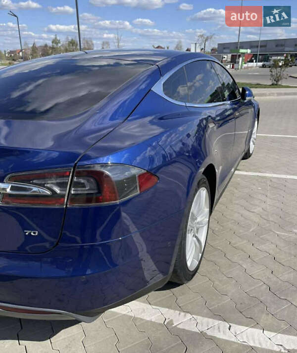 Лифтбек Tesla Model S 2015 в Луцке фото 6 Лифтбек Tesla Model S 2015 в Луцке