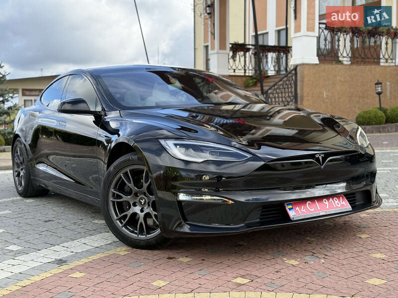 Ліфтбек Tesla Model S 2024 в Дрогобичі