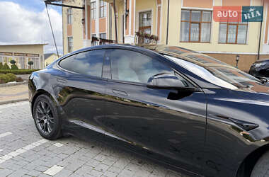 Лифтбек Tesla Model S 2024 в 