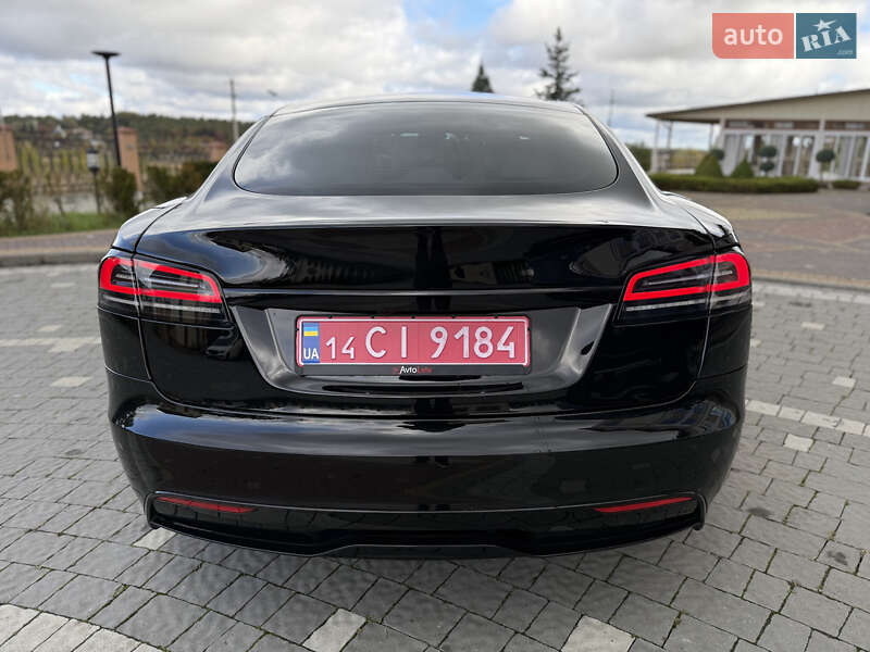 Ліфтбек Tesla Model S 2024 в Дрогобичі