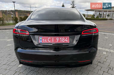 Лифтбек Tesla Model S 2024 в 