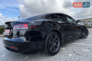 Лифтбек Tesla Model S 2024 в 