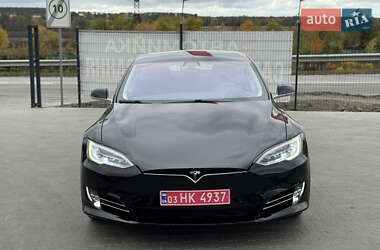 Лифтбек Tesla Model S 2017 в 