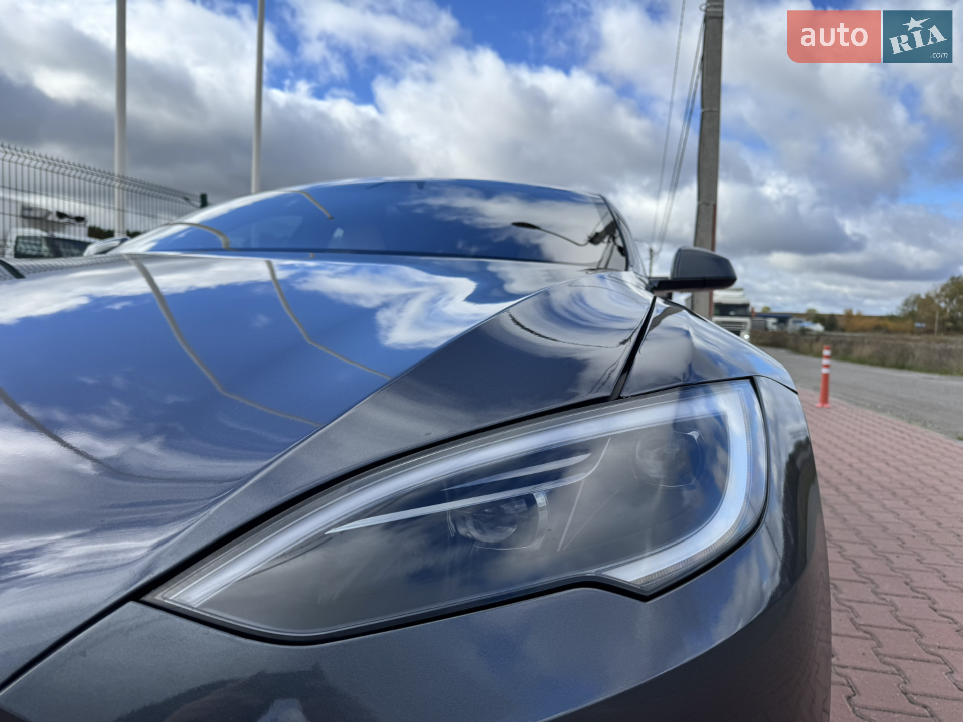 2022 Tesla Model S - мініатюра 17