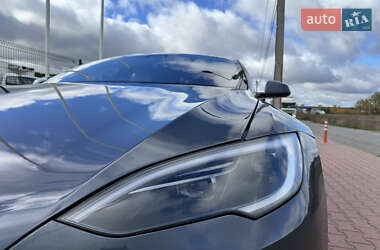 Лифтбек Tesla Model S 2022 в 