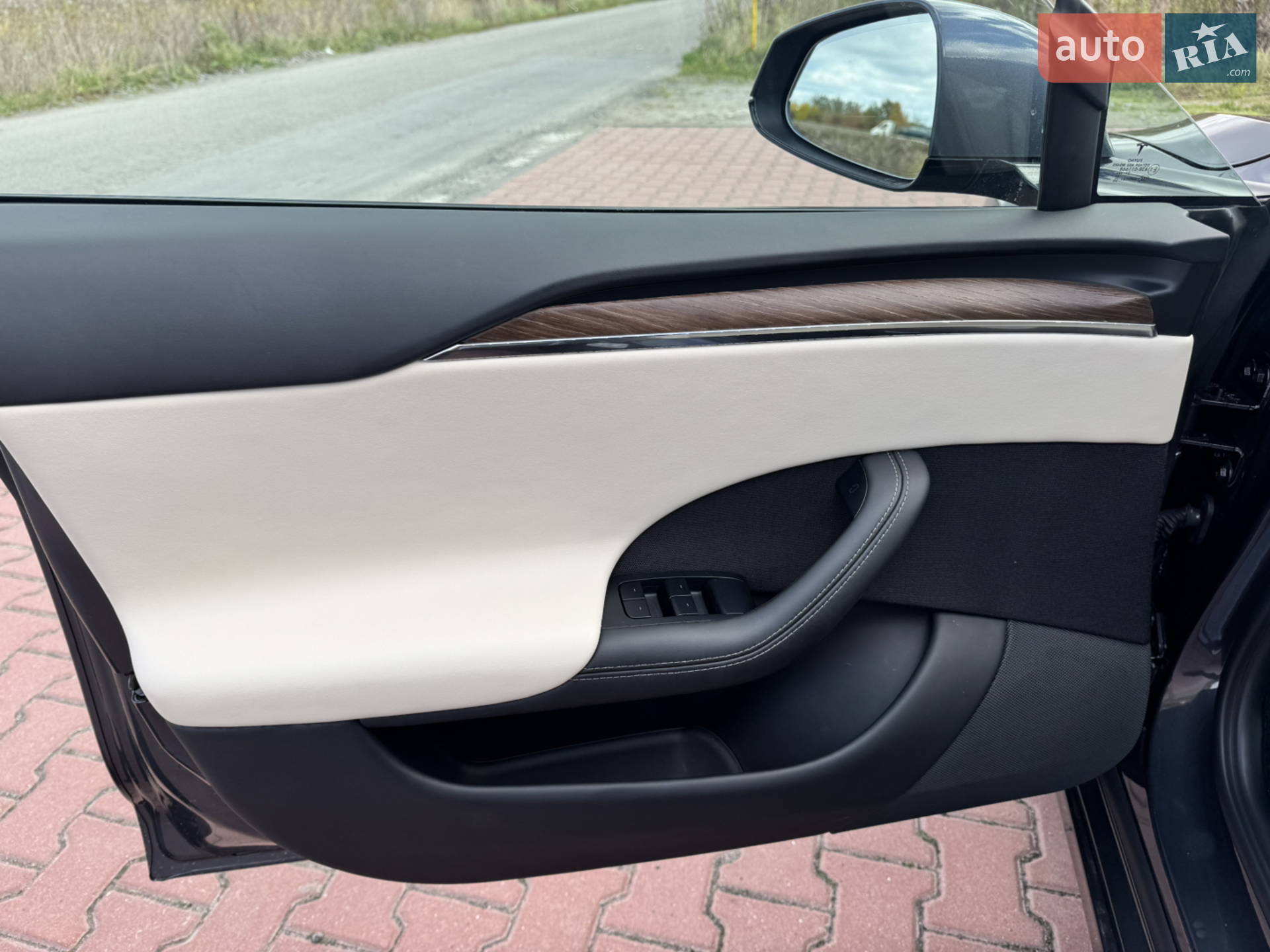 2022 Tesla Model S - мініатюра 24