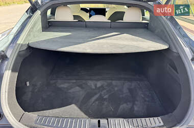 Лифтбек Tesla Model S 2022 в Ровно