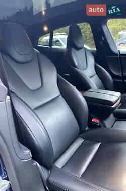 Лифтбек Tesla Model S 2019 в 